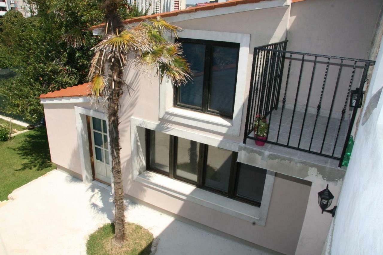 Apartments Sena Pola Esterno foto